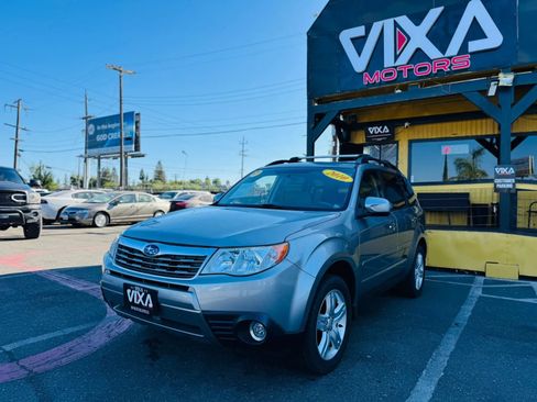 Used 2010 Subaru Forester 2.5X Limited AWD/4WD image 1