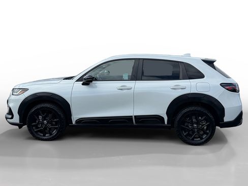 Used 2023 Honda HR-V Sport image 2