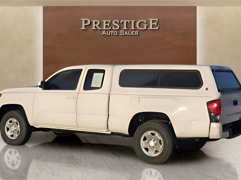 Used 2019 Toyota Tacoma SR image 73