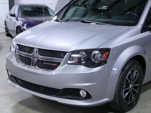 Used 2019 Dodge Grand Caravan GT image 5