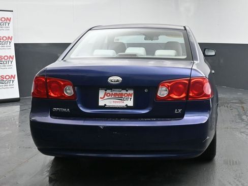 Used 2007 Kia Optima LX image 8