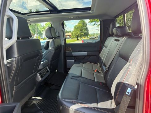 Used 2024 Ford F350 Lariat w/ Lariat Ultimate Package AWD/4WD image 26