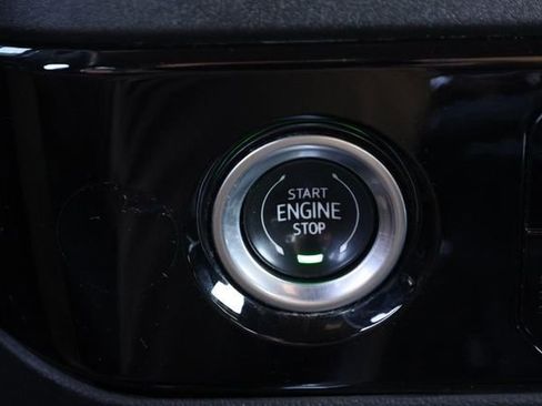 Used 2022 Chevrolet Silverado 1500 LT w/ Protection Package AWD/4WD image 14