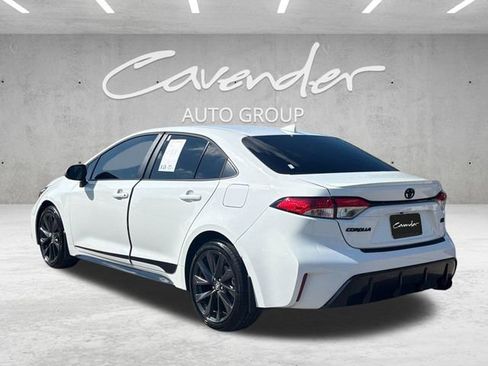 Used 2026 Toyota Corolla SE FWD image 17