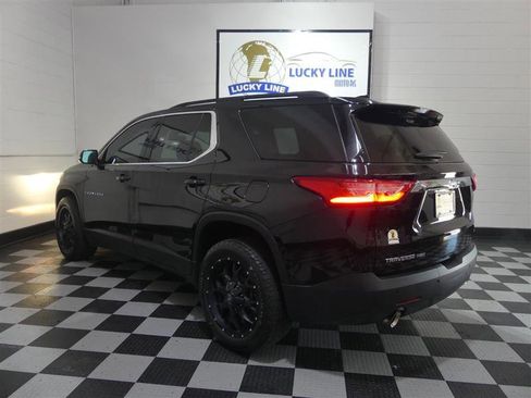 Used 2019 Chevrolet Traverse LT image 11