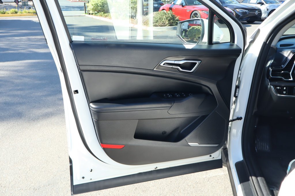 Used 2024 Kia Sportage EX AWD/4WD image 18
