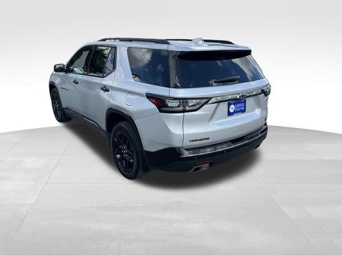 Used 2020 Chevrolet Traverse Premier w/ Redline Edition AWD/4WD image 4