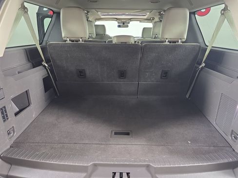 Used 2019 Ford Expedition Max XLT w/ Equipment Group 202A AWD/4WD image 36
