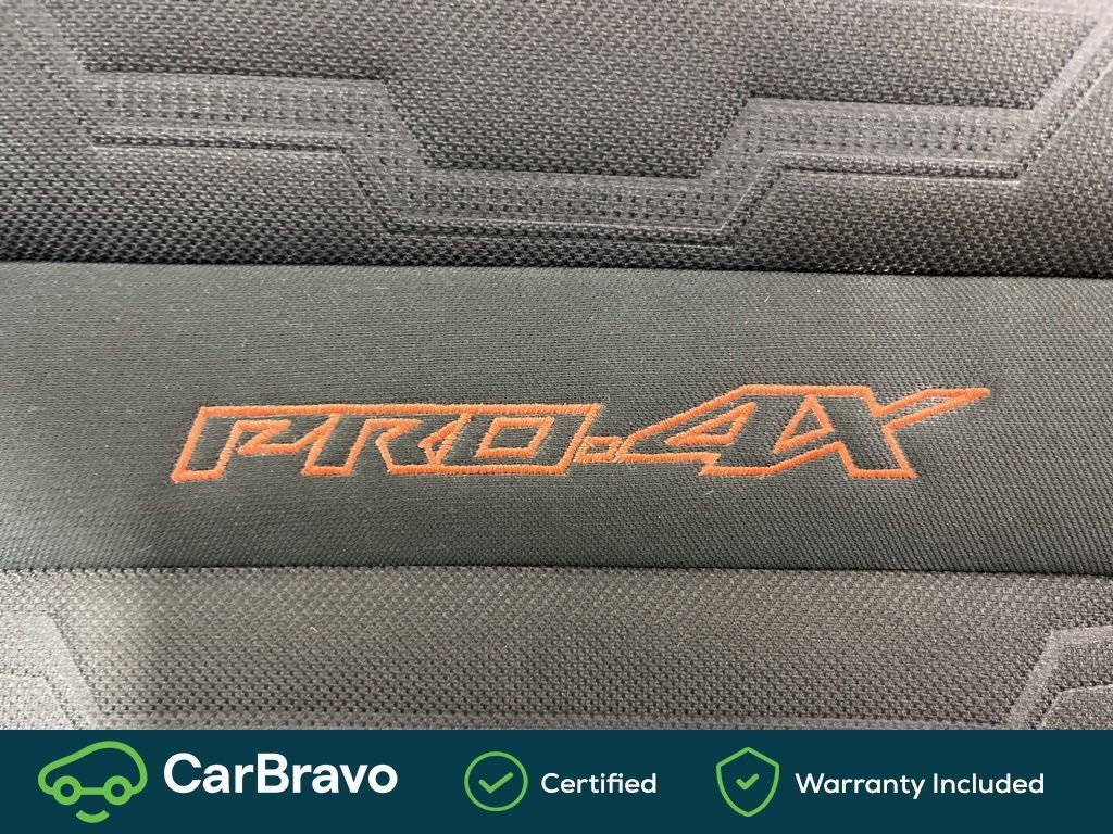 Used 2022 Nissan Frontier PRO-4X AWD/4WD image 28
