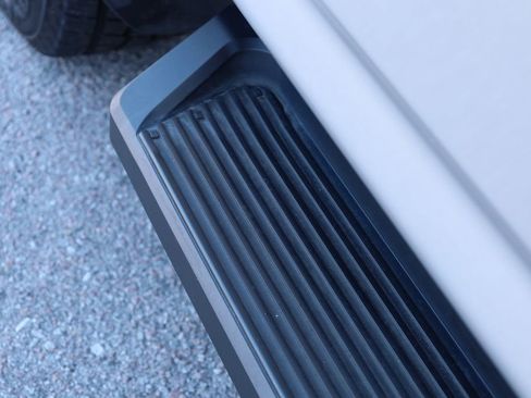 Used 2019 Toyota 4Runner SR5 image 13