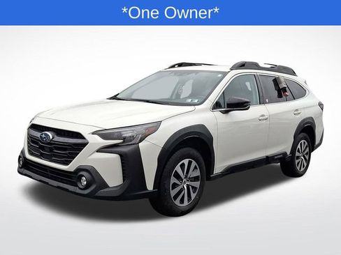 Certified 2023 Subaru Outback Premium image 3