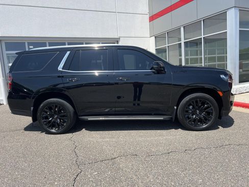 Used 2024 Chevrolet Tahoe High Country AWD/4WD image 29