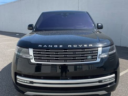 Used 2023 Land Rover Range Rover Autobiography AWD/4WD image 2