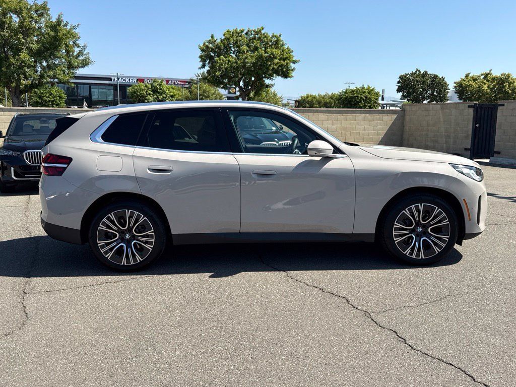 Used 2026 BMW X3 xDrive30i w/ Premium Package AWD/4WD image 7