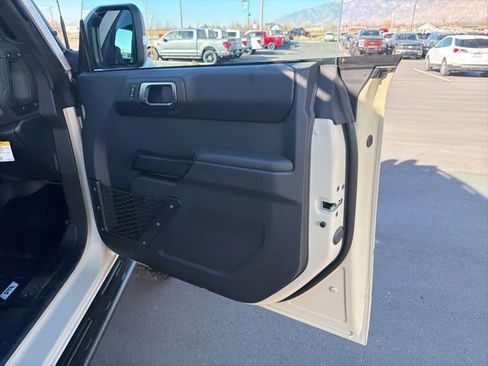 New 2025 Ford Bronco Badlands AWD/4WD image 79