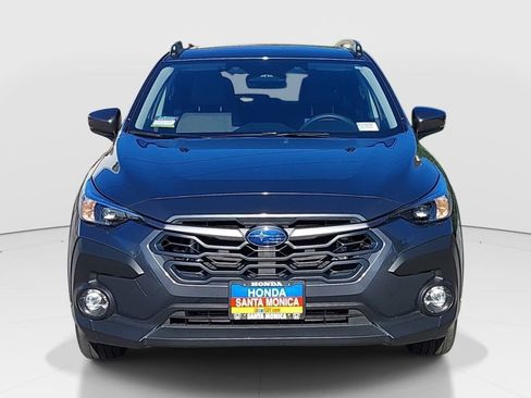 Used 2024 Subaru Crosstrek 2.0i Premium image 2