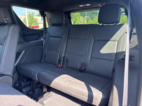 Used 2024 Chevrolet Tahoe LT AWD/4WD image 25