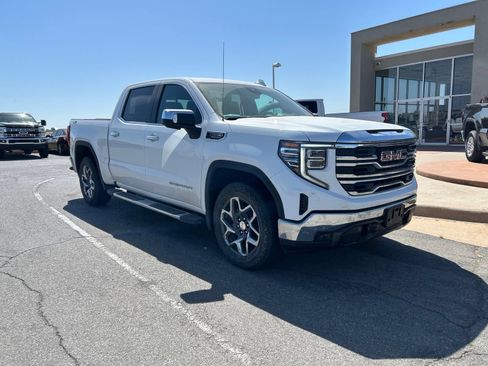 Used 2025 GMC Sierra 1500 SLT w/ SLT Convenience Package AWD/4WD image 3