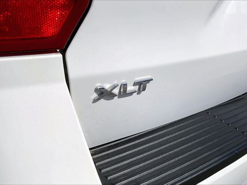 Used 2021 Ford Expedition XLT AWD/4WD image 30