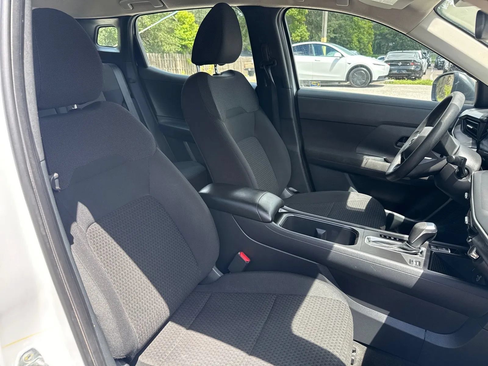 Used 2025 Nissan Kicks S FWD image 15