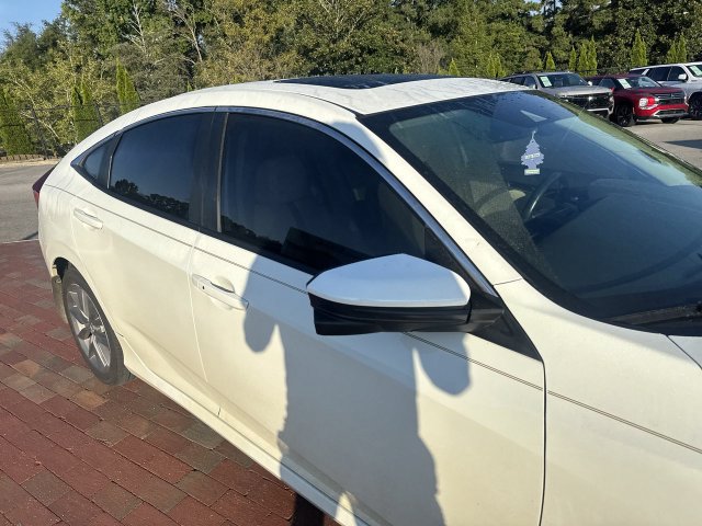 Used 2019 Honda Civic EX-L image 18