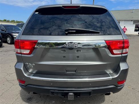 Used 2013 Jeep Grand Cherokee Overland image 5