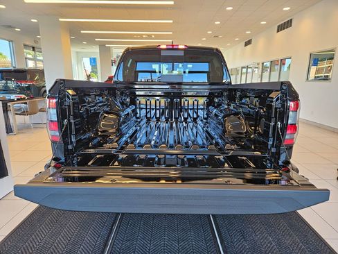 New 2026 Nissan Frontier S w/ Tow Package image 9