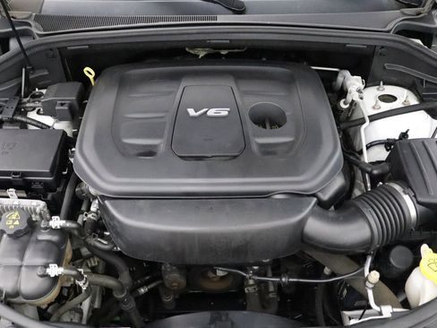 Used 2017 Jeep Grand Cherokee Altitude AWD/4WD image 27