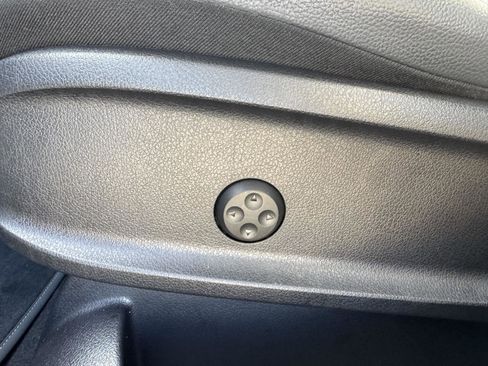 Certified 2021 Mercedes-Benz GLB 250 image 8