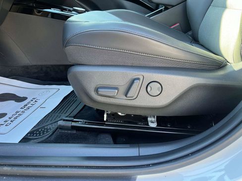 Used 2025 Kia Niro Wind w/ Wind Preserve Package image 20