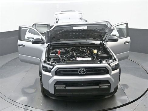 New 2025 Toyota 4Runner SR5 image 33