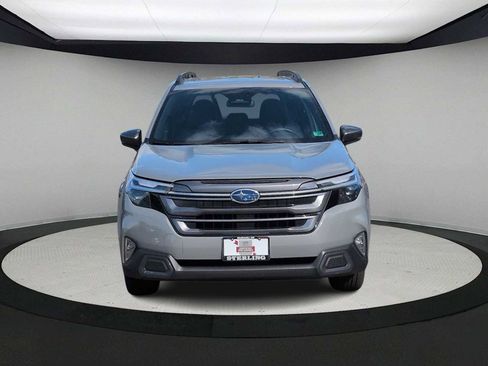 Certified 2025 Subaru Forester Limited image 3