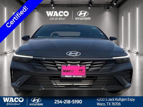 Used 2025 Hyundai Elantra Sport FWD image 2