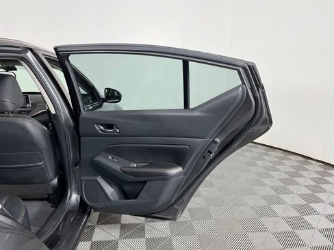 Used 2022 Nissan Altima 2.5 SR w/ Midnight Edition Package FWD image 42