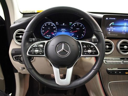 Certified 2022 Mercedes-Benz GLC 300 image 20