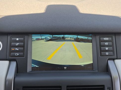 Certified 2018 Land Rover Discovery Sport HSE AWD/4WD image 26