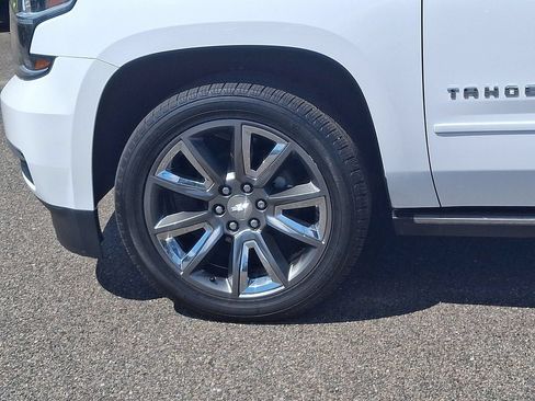 Used 2015 Chevrolet Tahoe LTZ AWD/4WD image 8