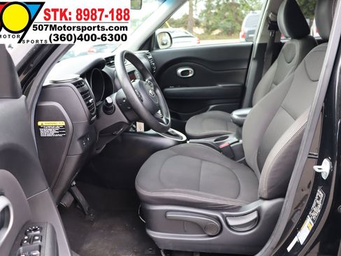 Used 2015 Kia Soul image 11