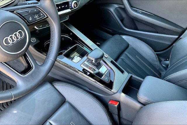 Used 2023 Audi A4 2.0T Premium w/ Convenience Package AWD/4WD image 14
