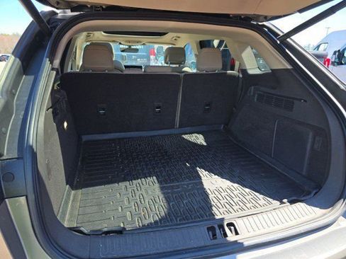 Used 2023 Lincoln Nautilus Reserve w/ Equipment Group 201A AWD/4WD image 4