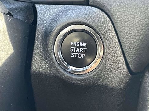 Used 2024 Toyota RAV4 XLE FWD image 34