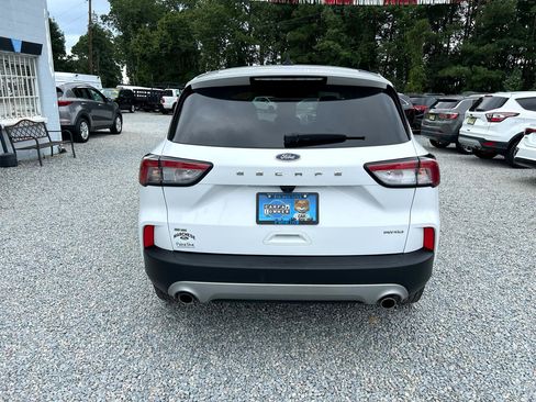 Used 2022 Ford Escape SE w/ Convenience Package image 4