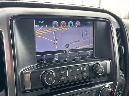 Used 2018 Chevrolet Silverado 1500 LTZ Z71 w/ Centennial Edition image 29