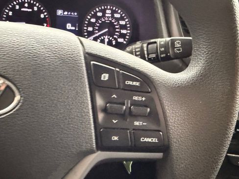 Used 2017 Hyundai Tucson SE AWD/4WD image 21