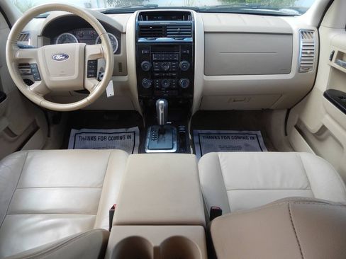 Used 2011 Ford Escape Limited FWD image 2