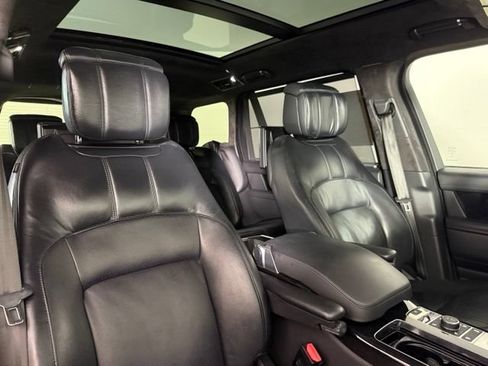 Used 2020 Land Rover Range Rover Long Wheelbase Autobiography AWD/4WD image 32
