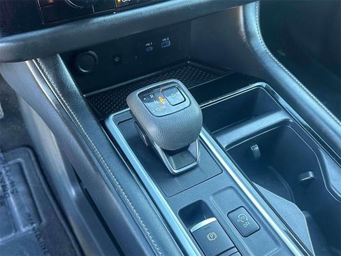 Certified 2023 Nissan Pathfinder SL image 31