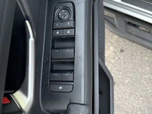 New 2025 Toyota Tacoma TRD Off-Road image 16