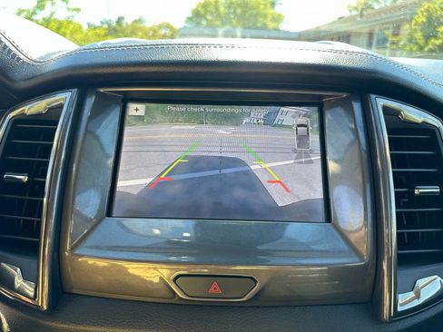 Used 2019 Ford Ranger Lariat w/ Black Appearance Package image 23