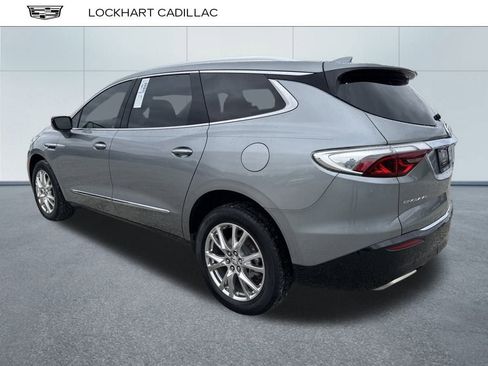 Used 2023 Buick Enclave Essence w/ Experience Buick Package image 4